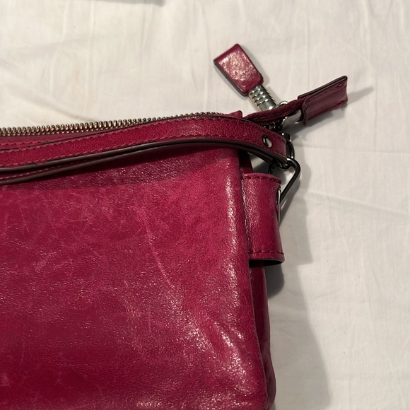 Vintage Leather Wristlet Rustic Red - Picture 4 of 7